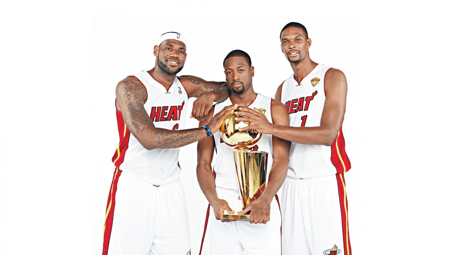 体育焦点事件引发社媒讨论,体育热点话题