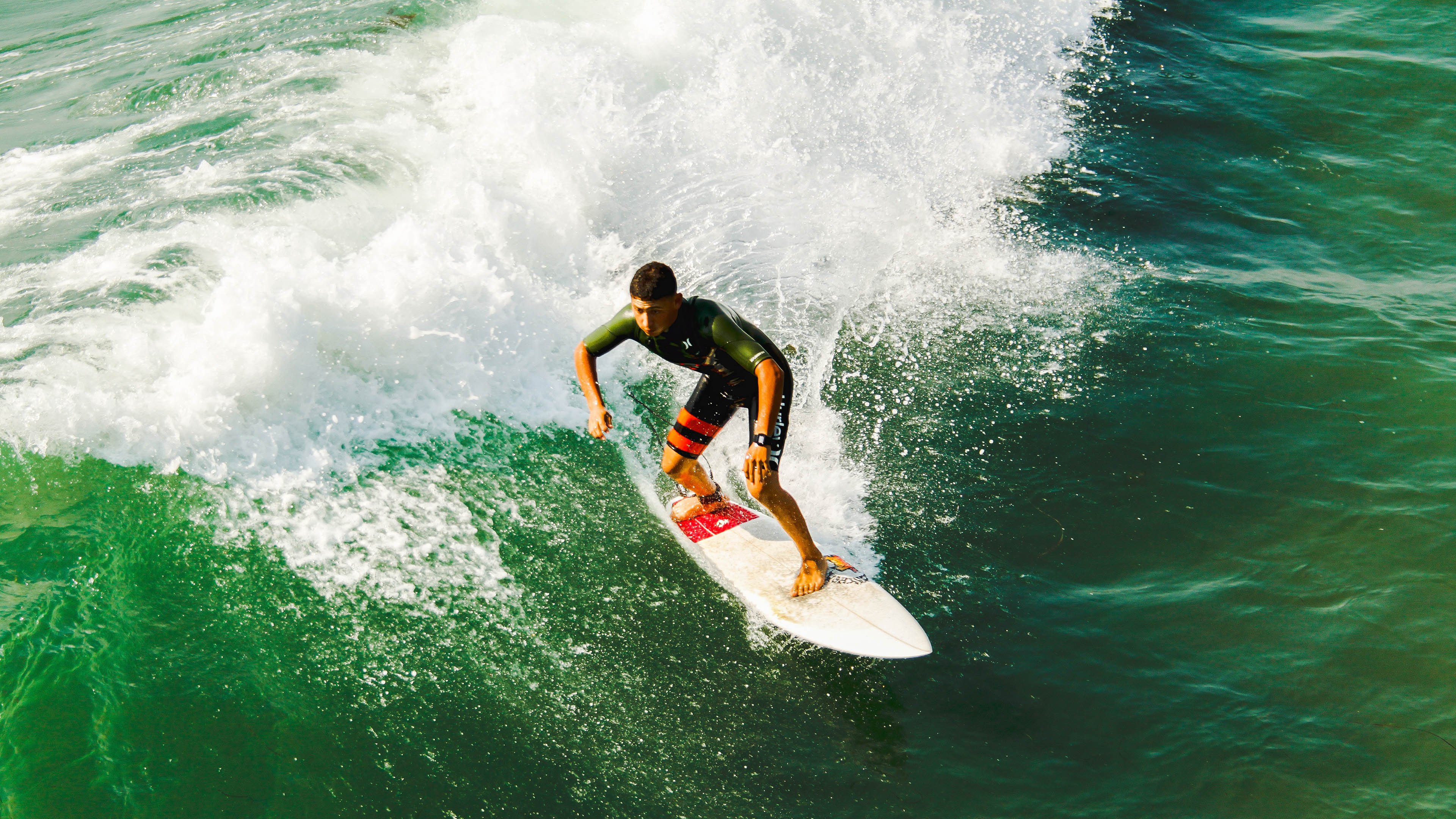 全民狂欢！电竞盛典火热开启，热血引爆全场！